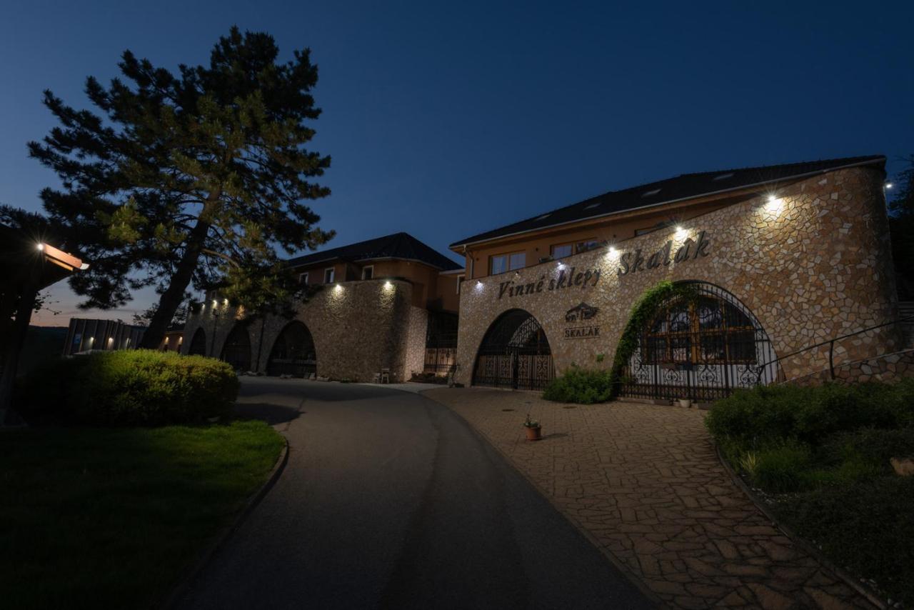 Vinne Sklepy Skalak Skalka  Exterior foto